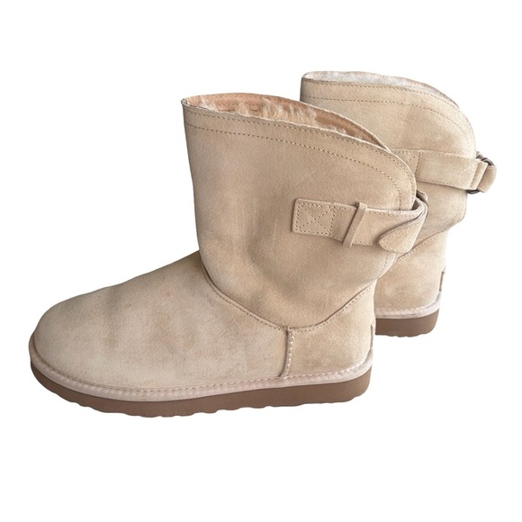 UGG Shoes - UGG Women's Short Shearling Boots in Sand
